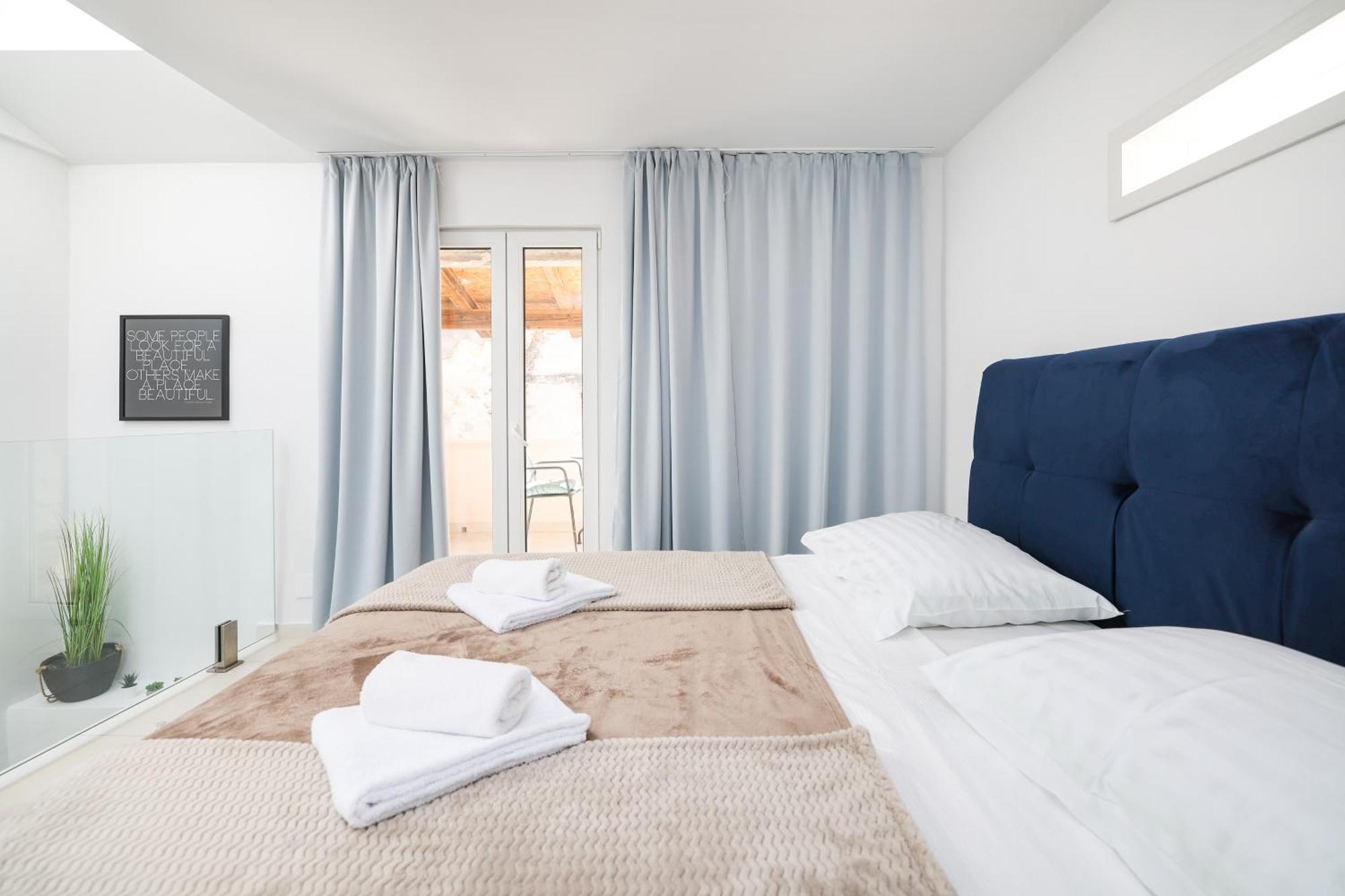 Hidden Apartments In The City Center Zadar Exterior photo