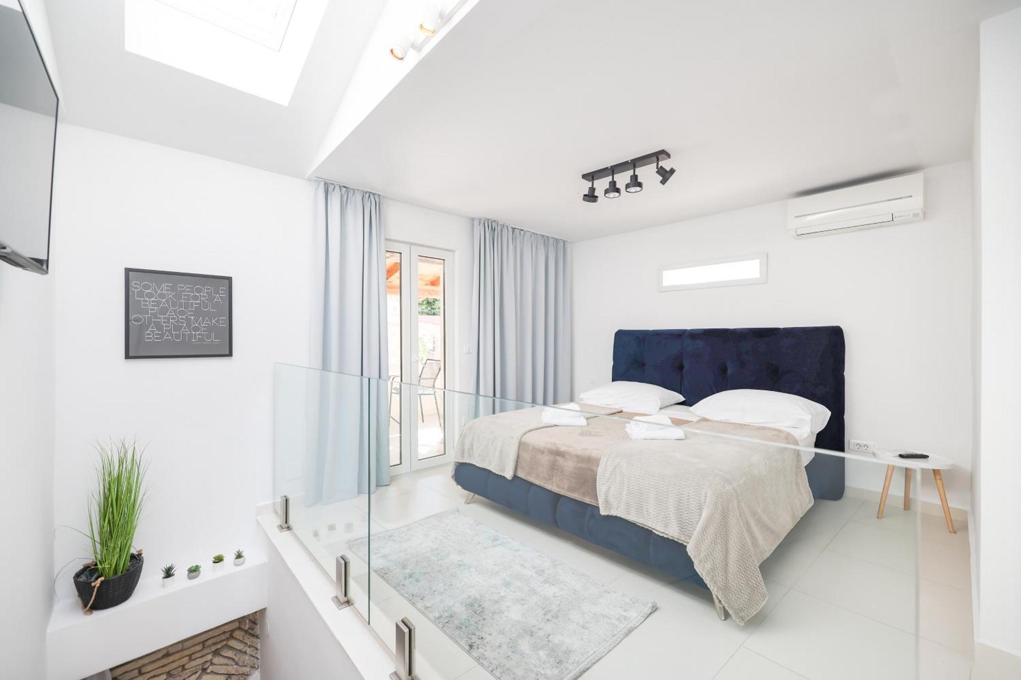 Hidden Apartments In The City Center Zadar Exterior photo